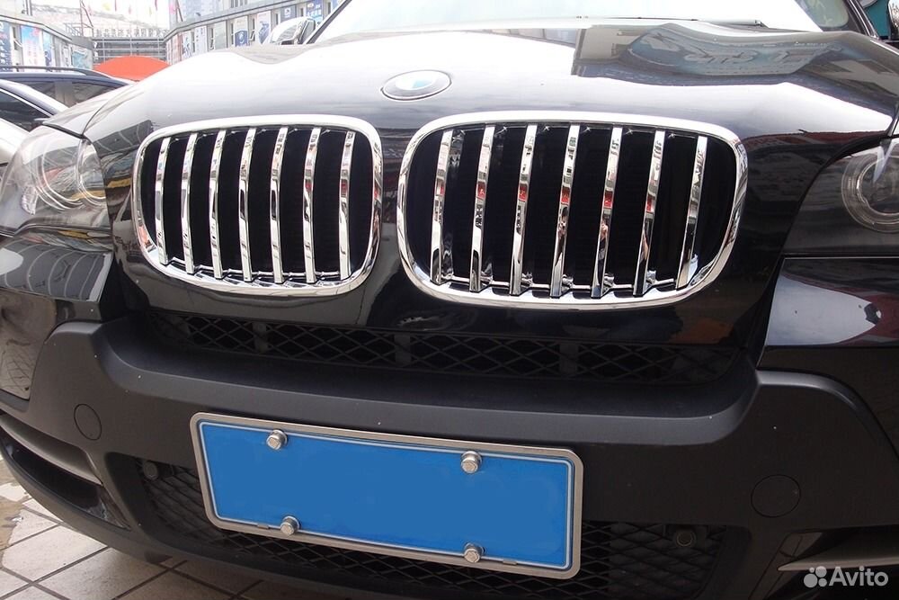 Накладка на решетку радиатора BMW X5 (2010-2013)