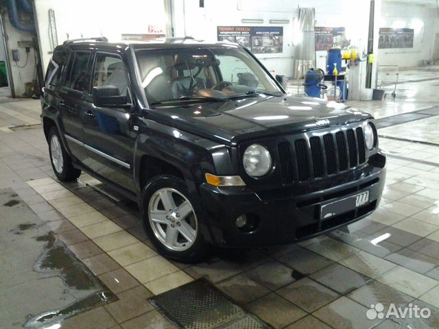 Jeep Liberty 2 4 CVT