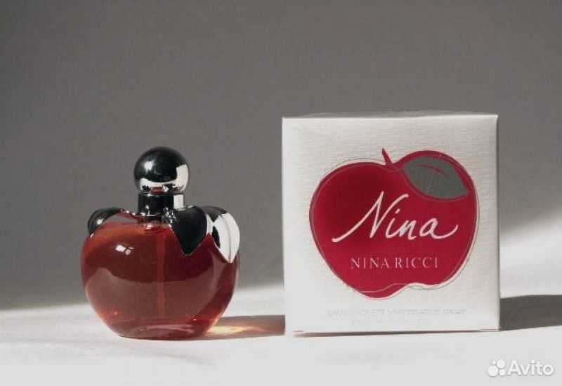 Nina ricci красное