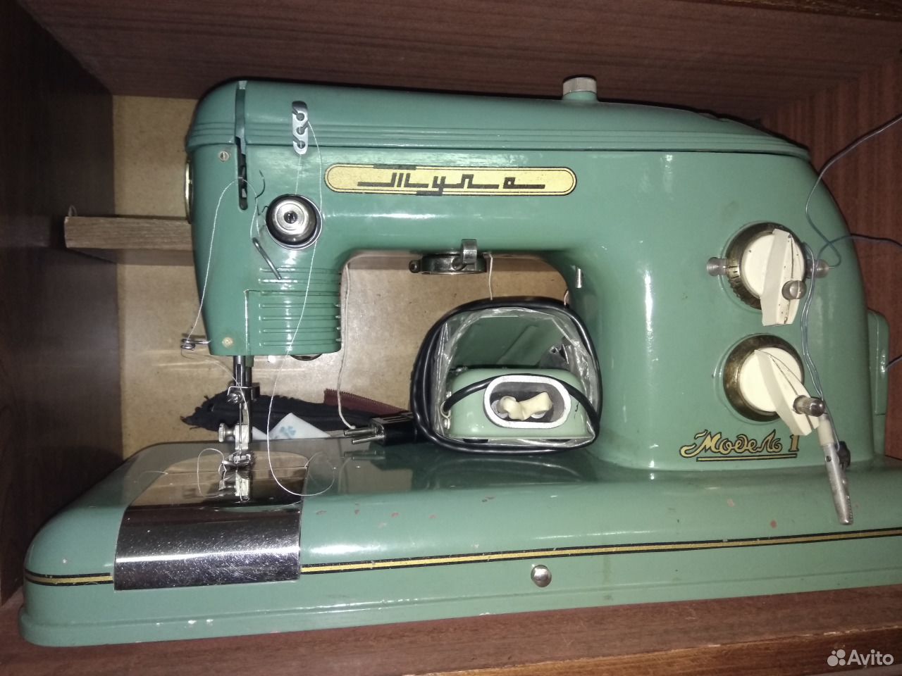 Швейная машинка на прозрачном фоне. Машина швейная в архангельске. Бротхер швейная машина. Janome se524. Машина швейная в архангельске.