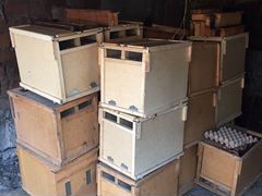 Ящики для перевозки пчелопакетов