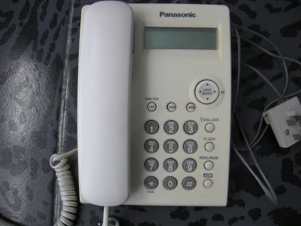 Panasonic KX-TS2351RUW обмен