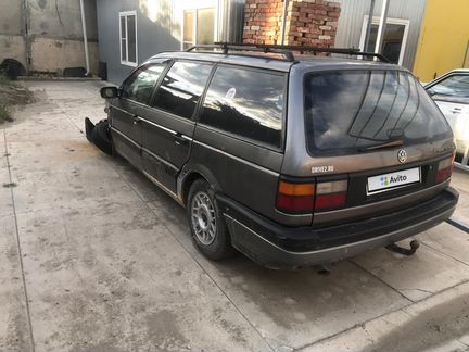 Volkswagen Passat 1.6 МТ, 1989, седан, битый