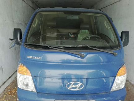 Hyundai грузовой автомобиль с тентом