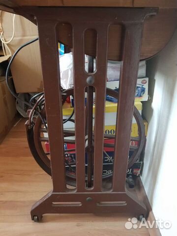 Швейная машина LADA T 237. Чехословакия