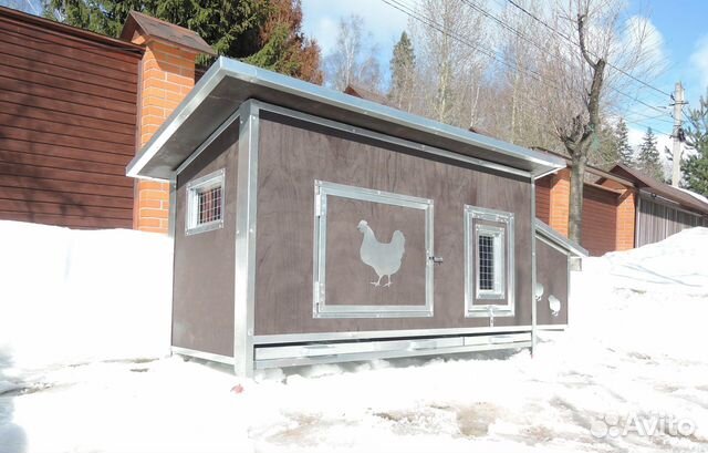 Утепленный курятник на 10 голов