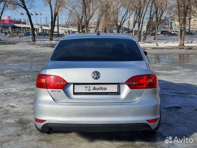 Volkswagen Jetta 1.6 AT, 2013, 85 600 км