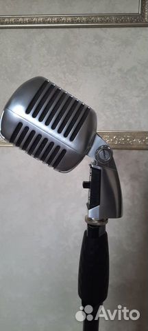 Микрофон со стойкой