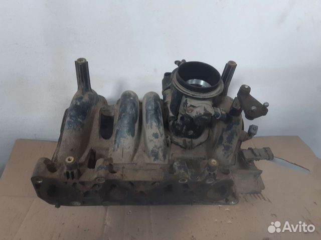 Впускной коллектор Renault logan /Symbol Clio