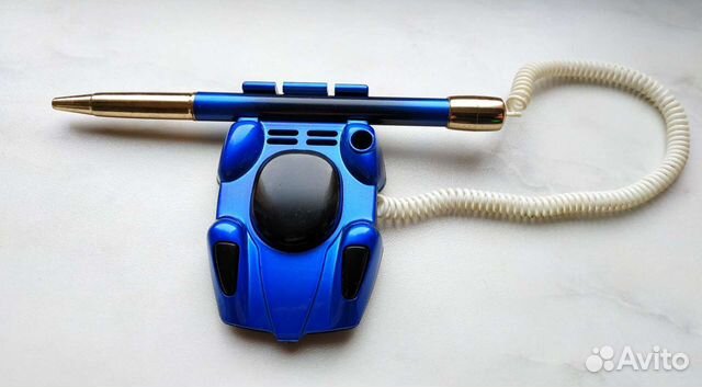 Автомобиль с шариковой ручкой