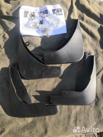 Брызговики opel astra, патрубок