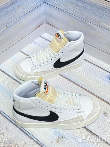 Кроссовки Nike Blazer Mid