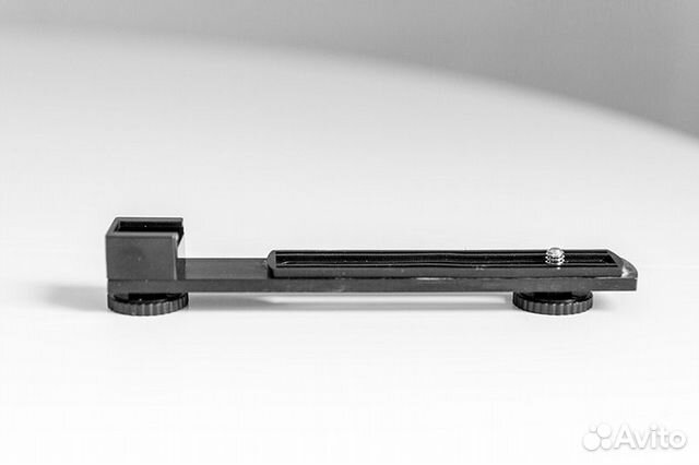 Держатель планка для установки вспышки, света