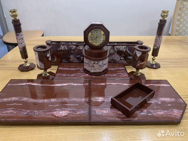 Набор для стола руководителя из камня