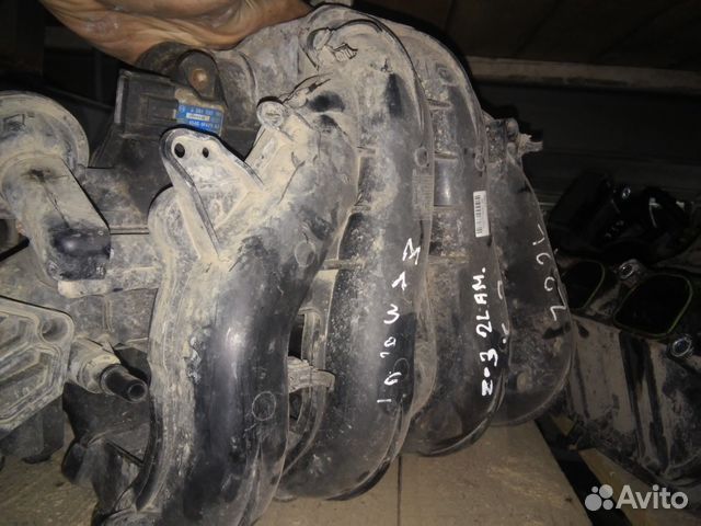Коллектор впускной Mazda 3, 6 BK 2.0