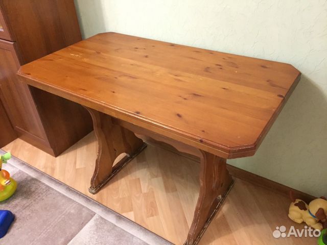 Кухонный стол б/у Кухонный стол б/у
