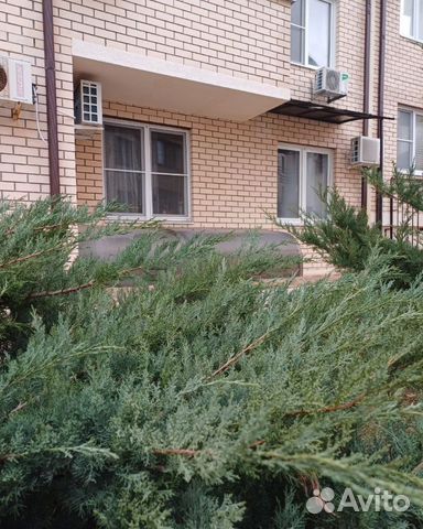 

2-к. квартира, 64 м², 1/6 эт.