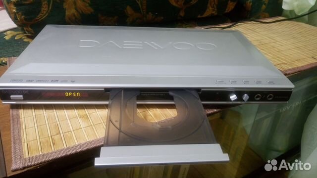 DVD-проигрыватель караоке Daewoo DV-710S DVD-проигрыватель караоке Daewoo DV-710S