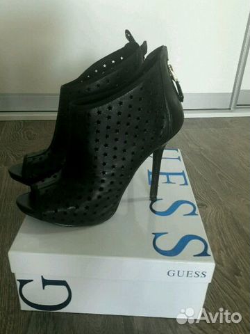 Летние ботильоны Guess. Кожа. 40 р