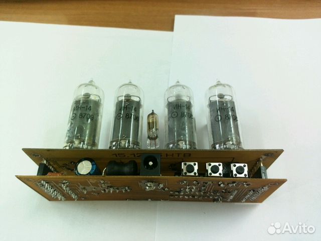 Часы на индикаторных лампах ин-14