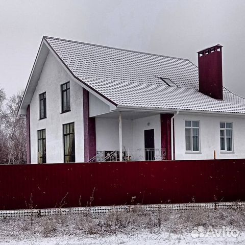 

6-к. дом, 200 м²