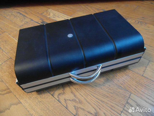 Настольная игра пьяная рулетка В кейсе 6 игроков Настольная игра пьяная рулетка В кейсе 6 игроков