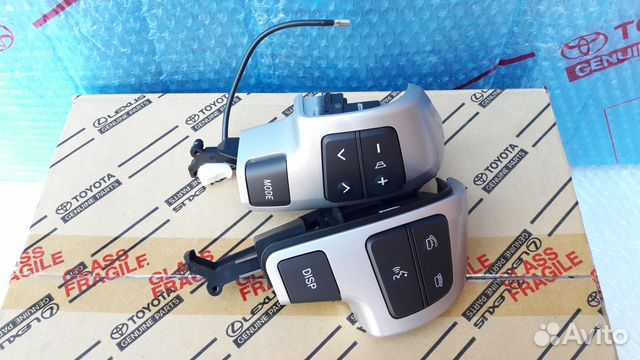 Кнопки руля Toyota Land Cruiser 200 2012-2015 Кнопки руля Toyota Land Cruiser 200 2012-2015