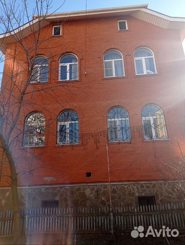 

5-к. дом, 260 м²