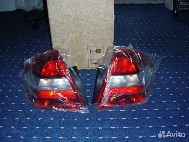 Задние фонари меган 2 универсал. Задняя фара renault megane 2. Фонарь рено меган 3. Задний левый фонарь рено меган 2. Задние фонари рено меган 2.