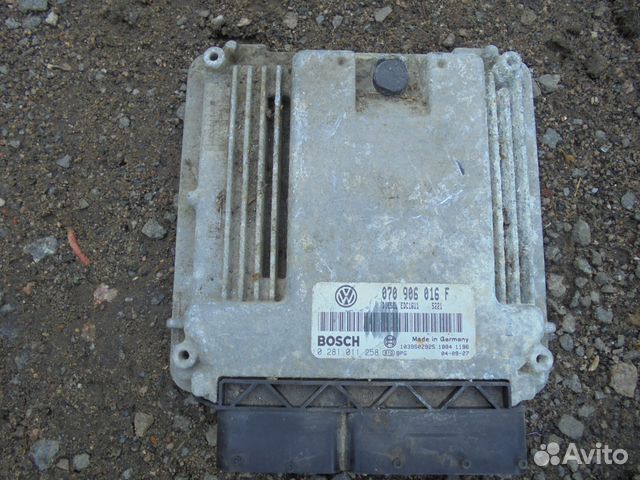 Эбу двигателя Фольксваген Туарег 2.5TDI 070906016F Эбу двигателя Фольксваген Туарег 2.5TDI 070906016F