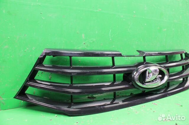Решетка радиатора Lada Vesta 15 г Решетка радиатора Lada Vesta 15 г