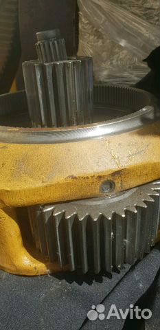 Редуктор хода бортовая komatsu PC 200-7,PC220LC-8 Редуктор хода бортовая komatsu PC 200-7,PC220LC-8