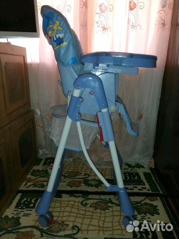 Столик для кормления