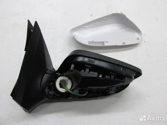 Зеркало левое Hyundai Solaris Зеркало левое Hyundai Solaris