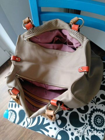 Женская сумка на плечо бежевая