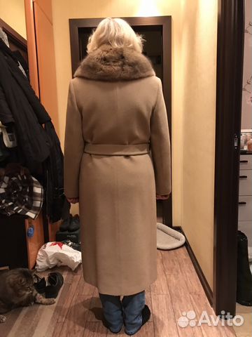 Пальто женское зимнее (новое) 50 р Пальто женское зимнее (новое) 50 р