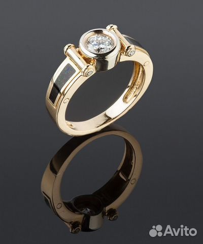 Мужское золотое кольцо с бриллиантом Мужское золотое кольцо с бриллиантом