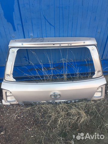 Toyota land cruiser 200 спойлер багажника. крышка багажника тойота ленд крузер 200. спойлер крышки багажника toyota land cruiser 200 2011. крышка багажника toyota land cruiser 200. крышка багажника тойота ленд крузер 200.