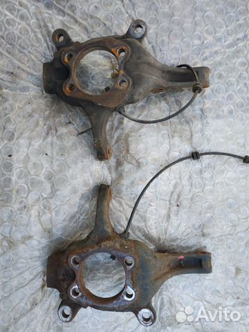 Кулак поворотный Nissan Qashqai J10 Кулак поворотный Nissan Qashqai J10