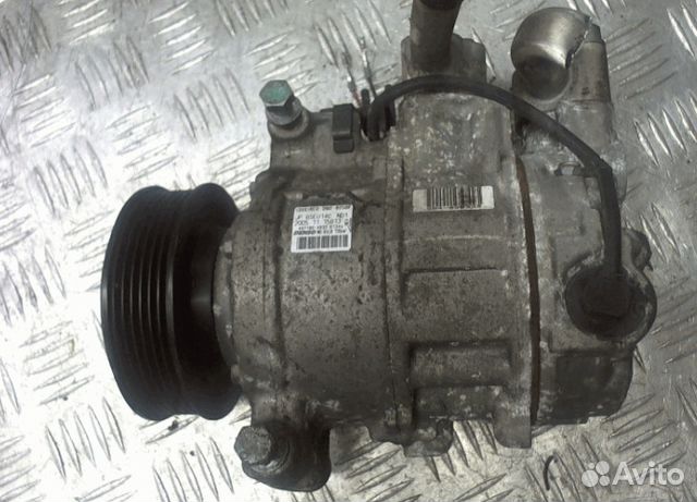 Компрессор кондиционера Audi A4 (B7) 2,0 BWE Компрессор кондиционера Audi A4 (B7) 2,0 BWE