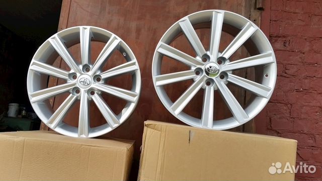 Диски Toyota Lexus R18 Silver