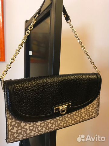 Клатч на цепочке dkny