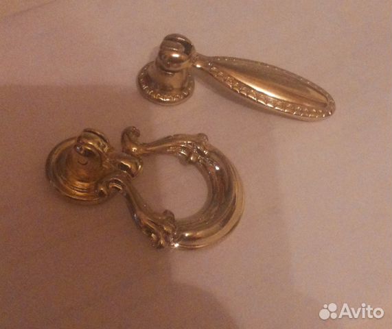 Мебельные ручки под золото Мебельные ручки под золото