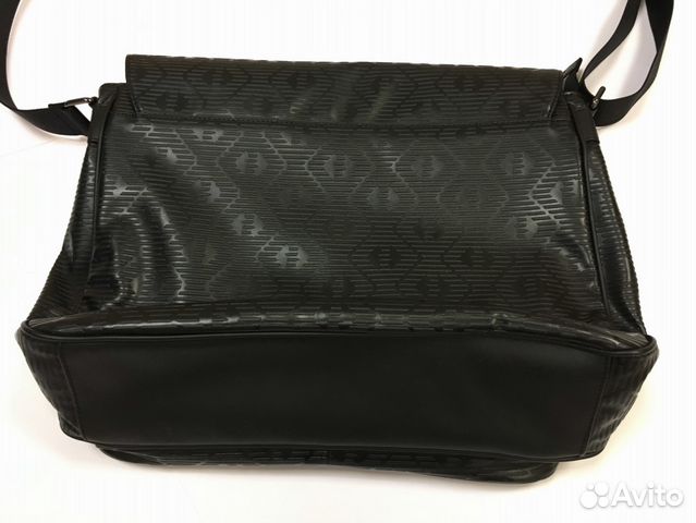 Сумка новая Armani Jeans мужская оригинал с ремнем Сумка новая Armani Jeans мужская оригинал с ремнем