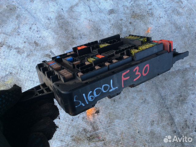 61149337882 Блок предохранителей BMW F30 F20 и др