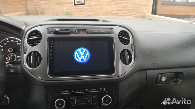 Магнитола CRS 330 Android на VW