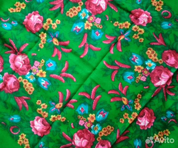 Платок,шарф шерстяной новый 90х90