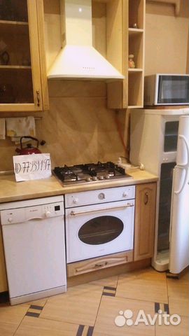 1-к квартира, 40 м², 1/4 эт.