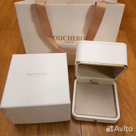 Коробка Boucheron для кулона / браслета