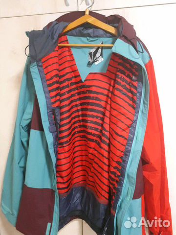 Сноубордическая куртка Volcom.Новая Сноубордическая куртка Volcom.Новая